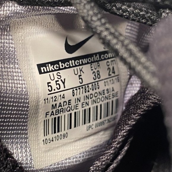 Nike Roshe Run Print (677782-005) Sneakers Women 7 (5.5 Y) - Picture 8 of 8